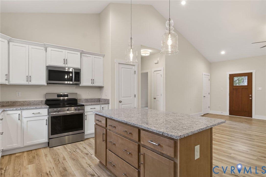 115 E Sunrise Drive, Warsaw, VA 22572
