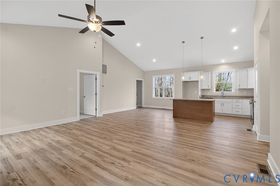 115 E Sunrise Drive, Warsaw, VA 22572