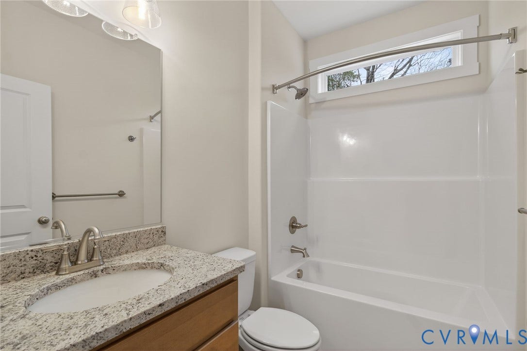 115 E Sunrise Drive, Warsaw, VA 22572