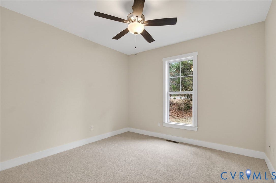115 E Sunrise Drive, Warsaw, VA 22572