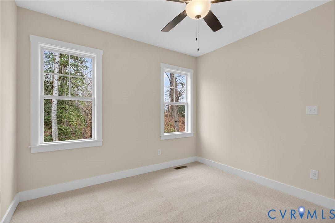 115 E Sunrise Drive, Warsaw, VA 22572