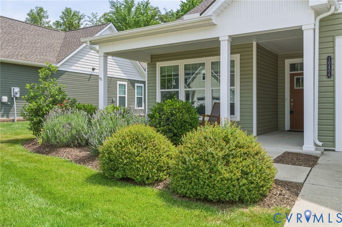 10404 Chickahominy Falls Lane, Glen Allen, VA 23059 Front Porch