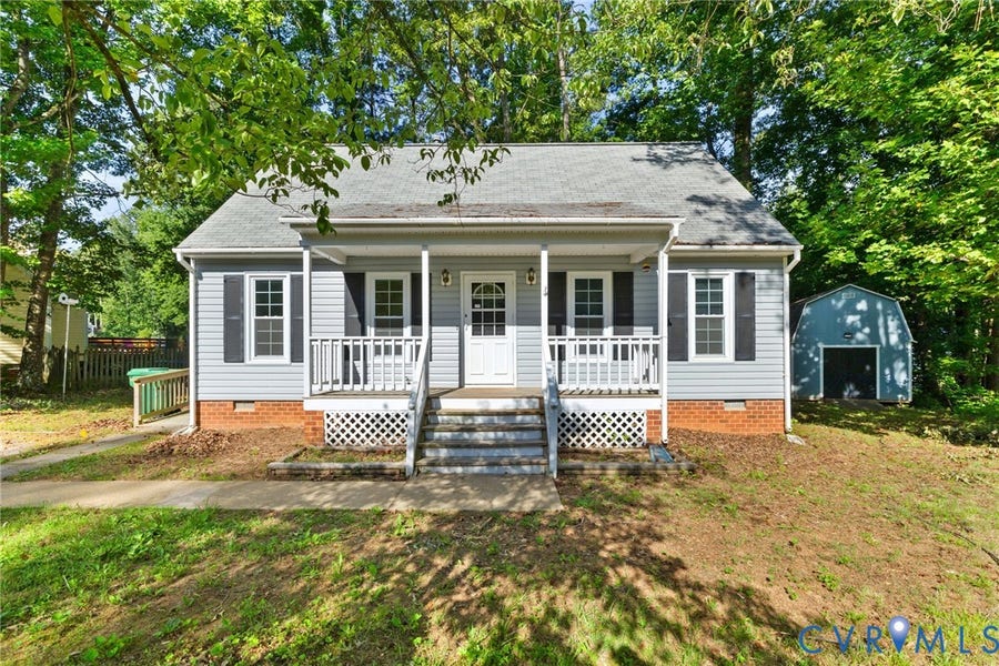 Property photo for 6904 Pointer Ridge Road, Midlothian, VA