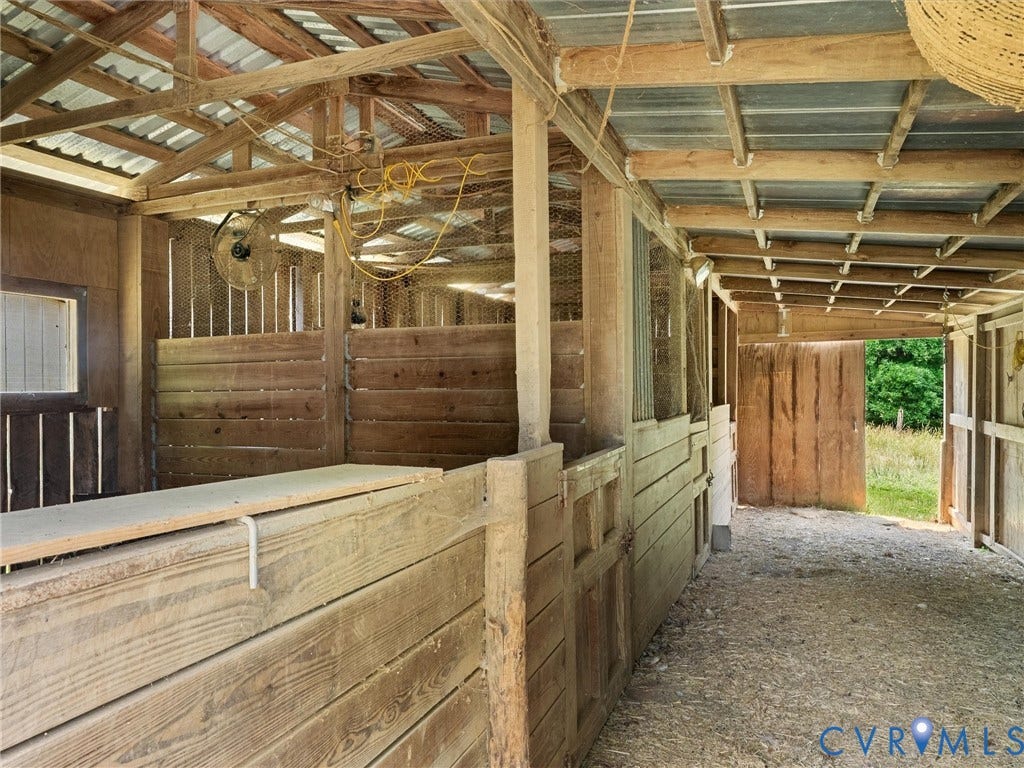 3607 Pacetown Road, Goochland, VA 23153 Horse barn/stable