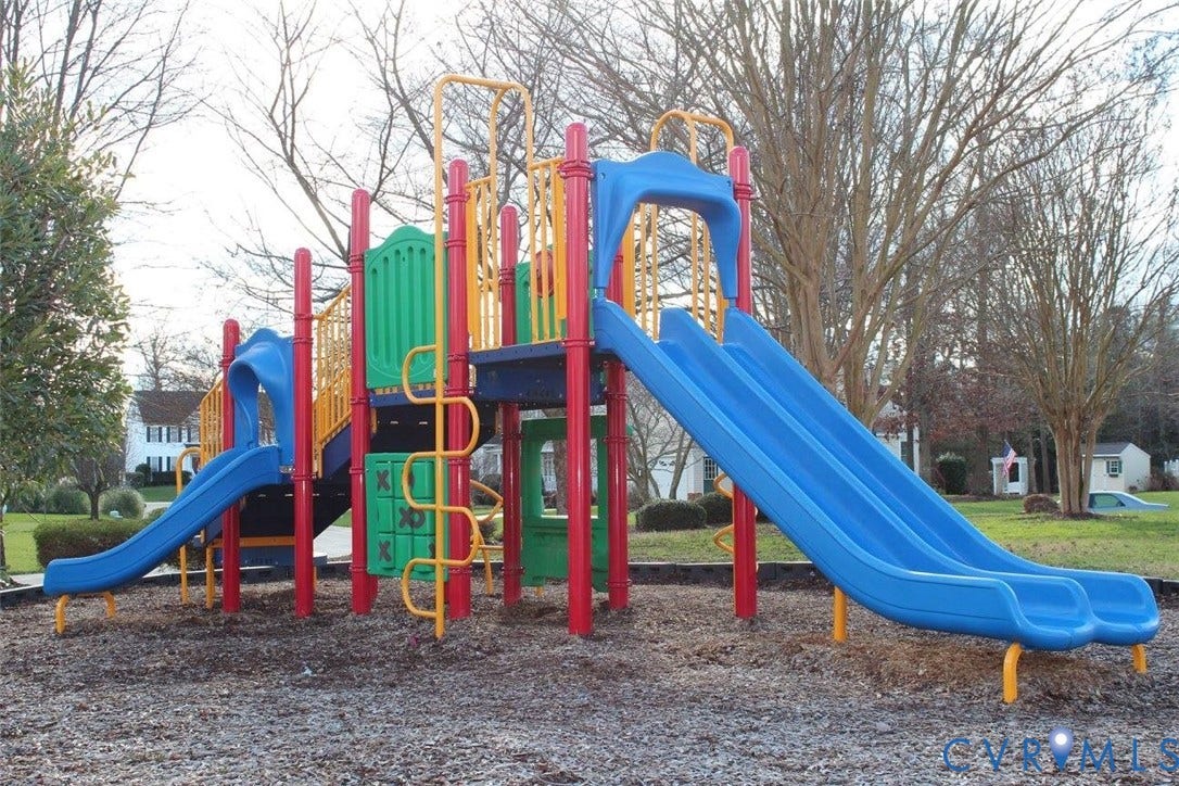 River's Bend offers two playground areas. This one is located in the Greenside section.