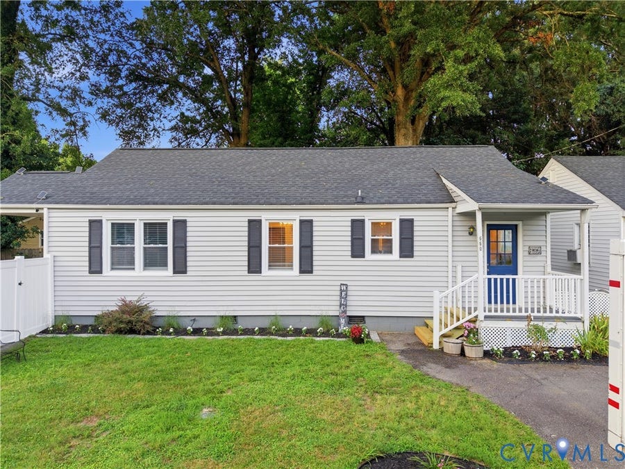 Property photo for 660 Battery Place, Colonial Heights, VA