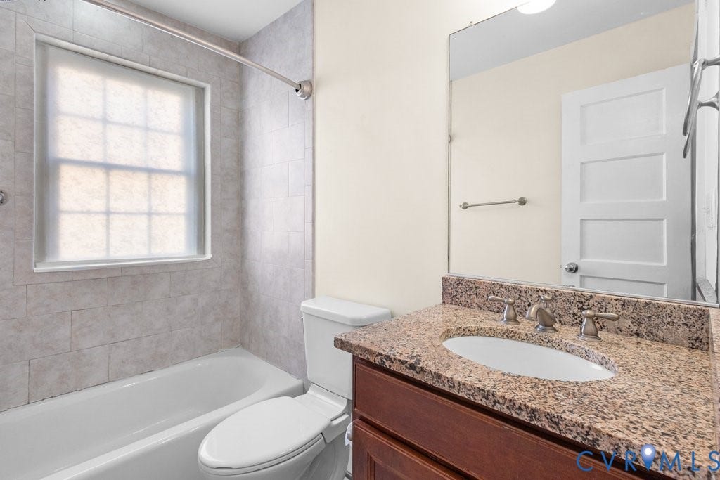 3020 Patterson Avenue, #U8, Museum District, Richmond, VA 23221 Bathroom showing granite vanity