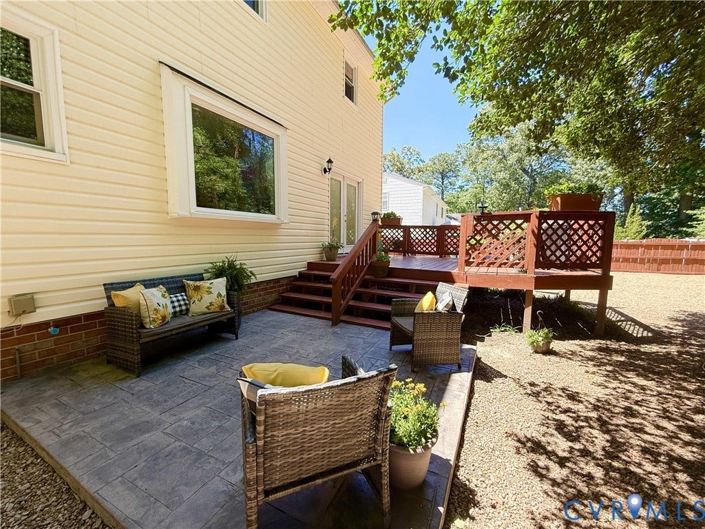 Deck & Patio