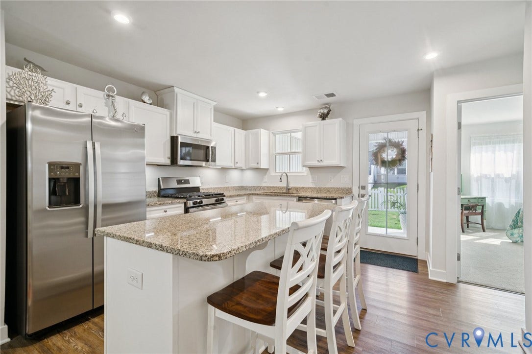 7242 Peyton Randolph Lane, New Kent, VA 23124 7242 Peyton Randolph Lane, New Kent, VA 23124