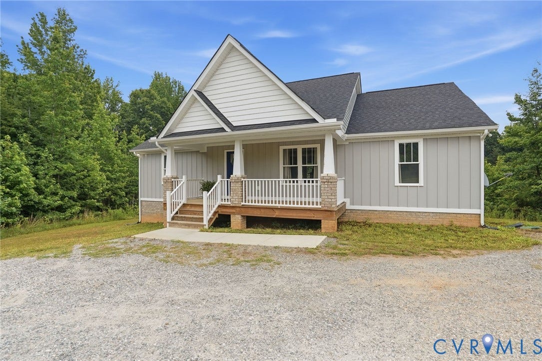 2677 Dogtown Road, Goochland, VA 23063 Gabled roofline with light gray siding and white trim