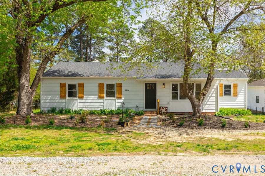 Property photo for 5521 Richmond Road, Amelia Courthouse, VA