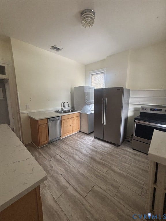 2225 Stuart Avenue, Fan District, Richmond, VA 23220 2225 Stuart Avenue, Fan District, Richmond, VA 23220