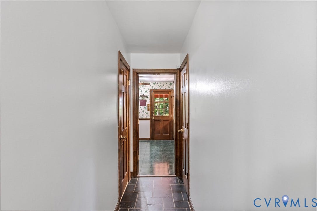 5701 Elfinwood Road, Chester, VA 23831
