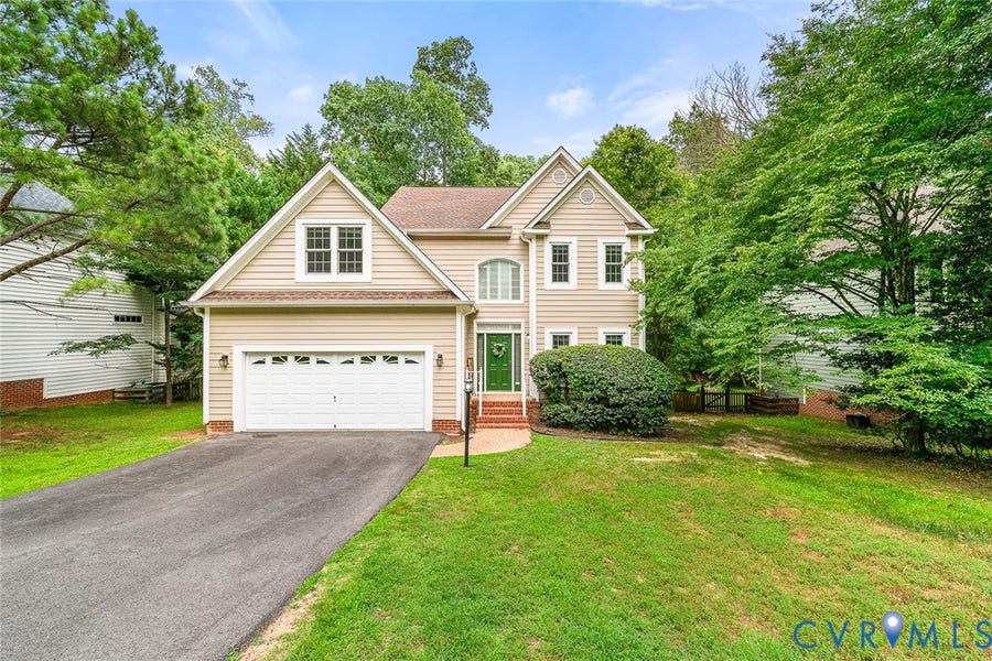 Property photo for 5407 Meadow Chase Road, Midlothian, VA
