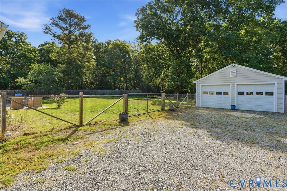 11520 Hanover Courthouse Road, Hanover, VA 23069