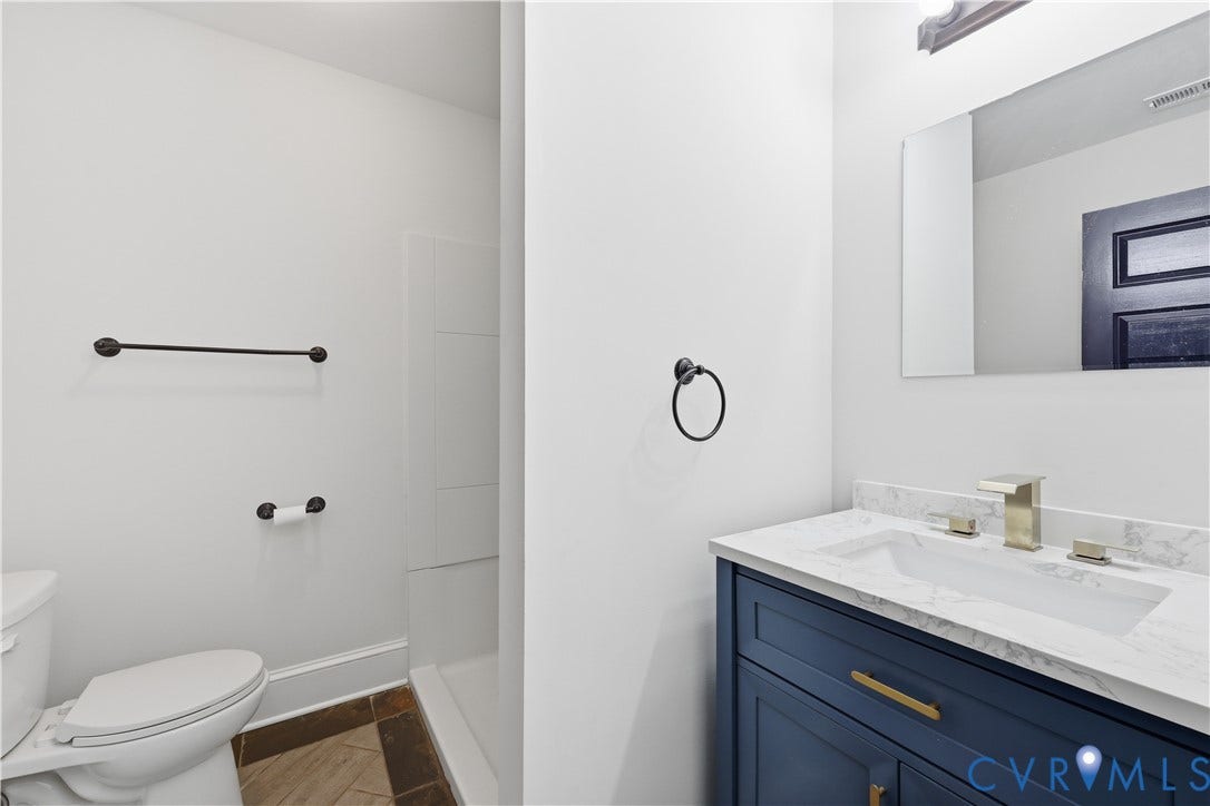 1901 Blair Street, Byrd Park Area, Richmond, VA 23220 Hall Bath