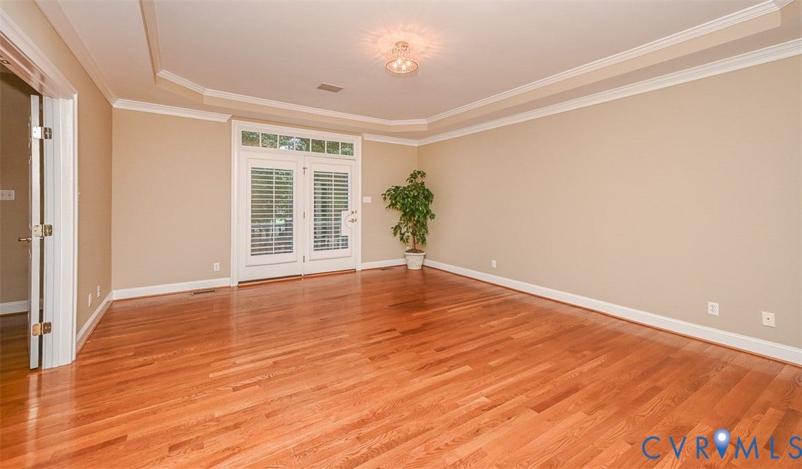 10809 Leabrook Drive, Wyndham, Glen Allen, VA 23059 Spacious 1st floor Primary Bedroom with private bath, 2 closets and more