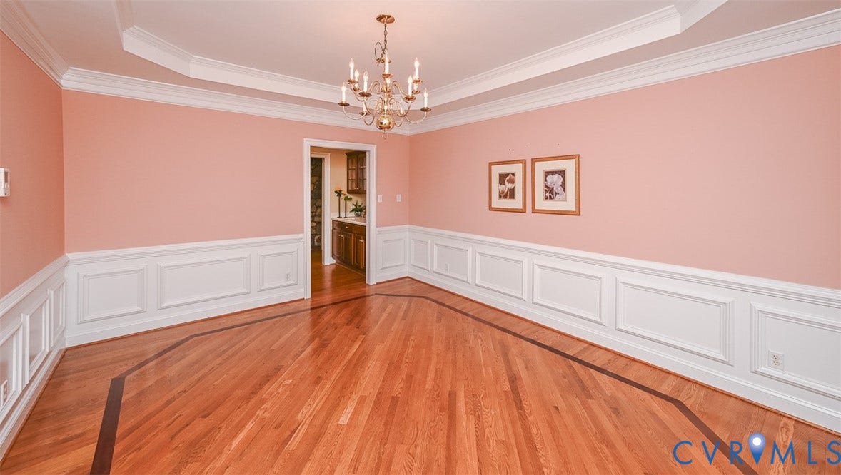 10809 Leabrook Drive, Wyndham, Glen Allen, VA 23059 Un-staged Dining Room with tray ceiling, crown molding, chair rail and wainscot trim