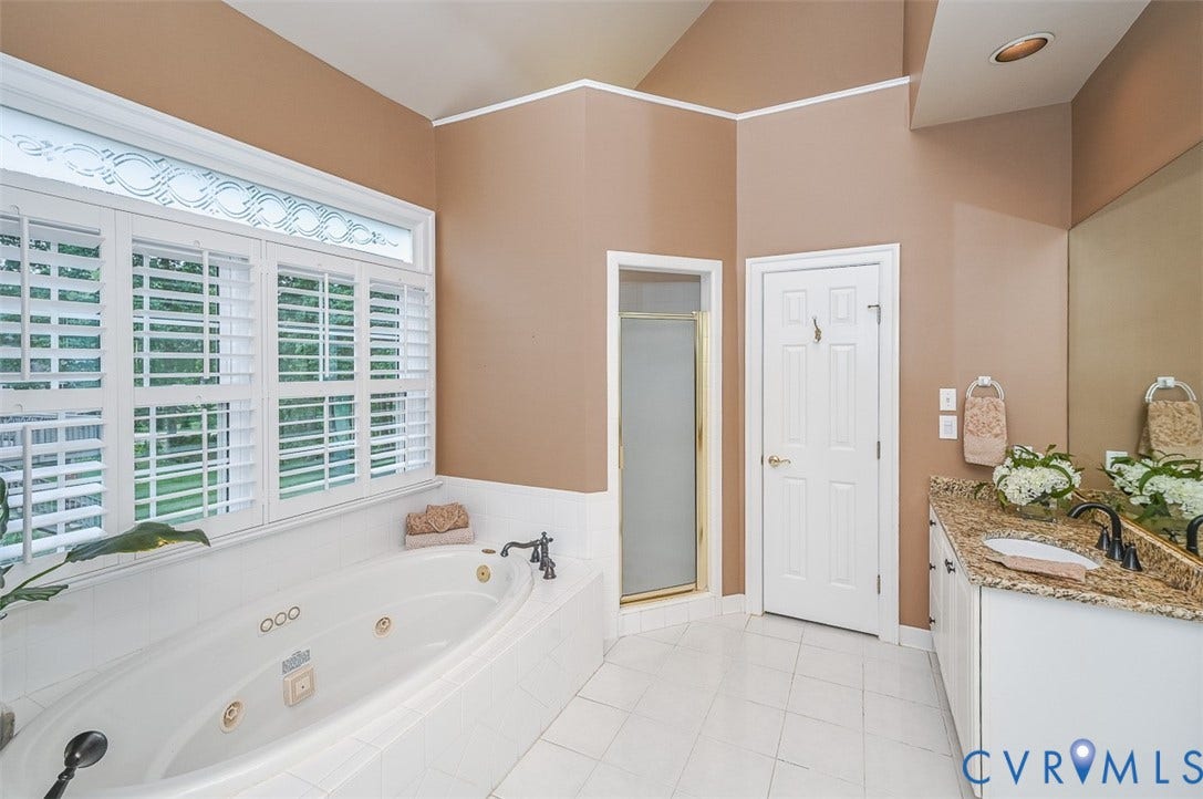 10809 Leabrook Drive, Wyndham, Glen Allen, VA 23059 Step in shower and linen closet