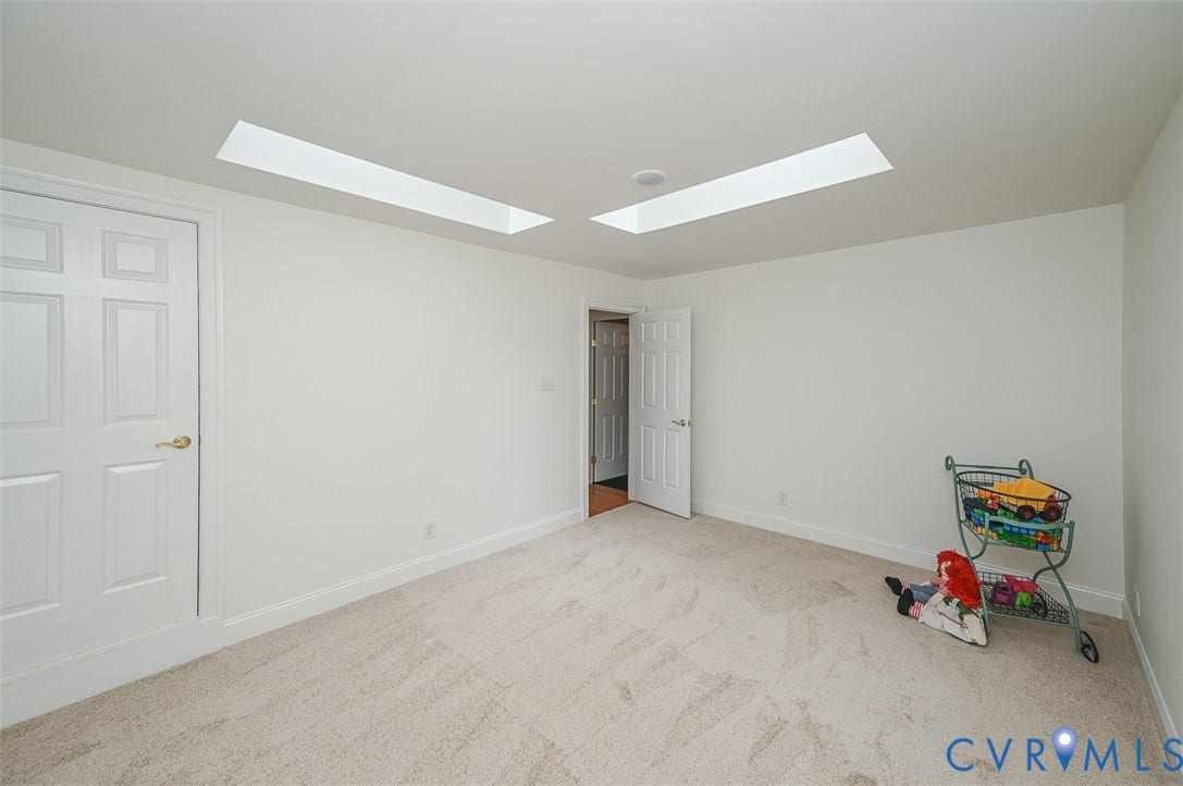 10809 Leabrook Drive, Wyndham, Glen Allen, VA 23059 Newly refinished 2nd floor flex room. Can be used as an office, toy room or storage