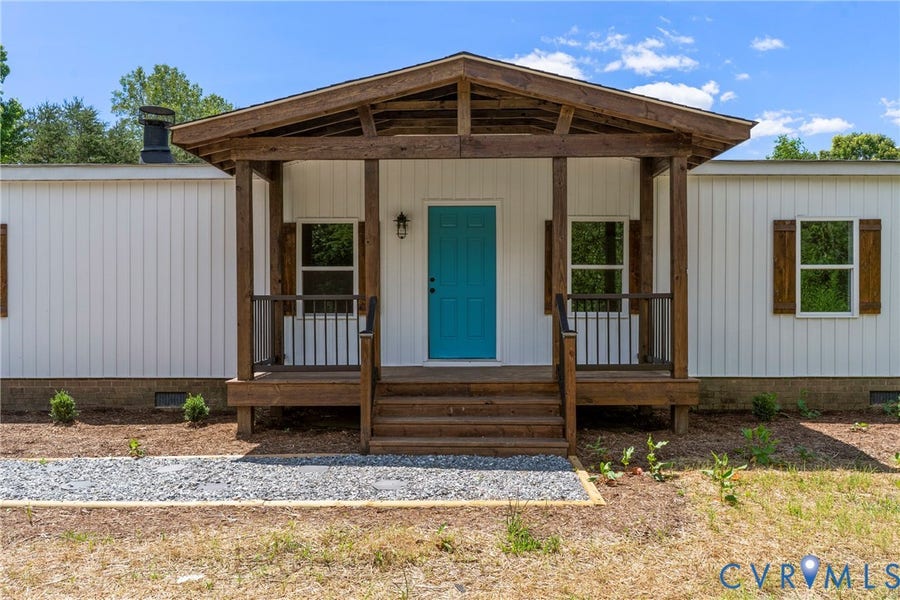 Property photo for 320 Agee Lane, Cumberland, VA