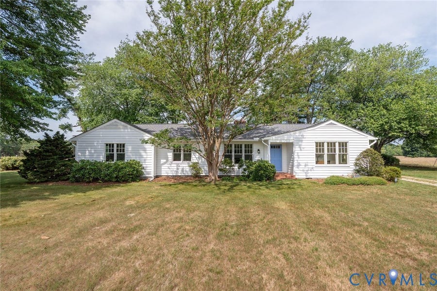 Property photo for 20483 Point Eastern Drive, Ruther Glen, VA