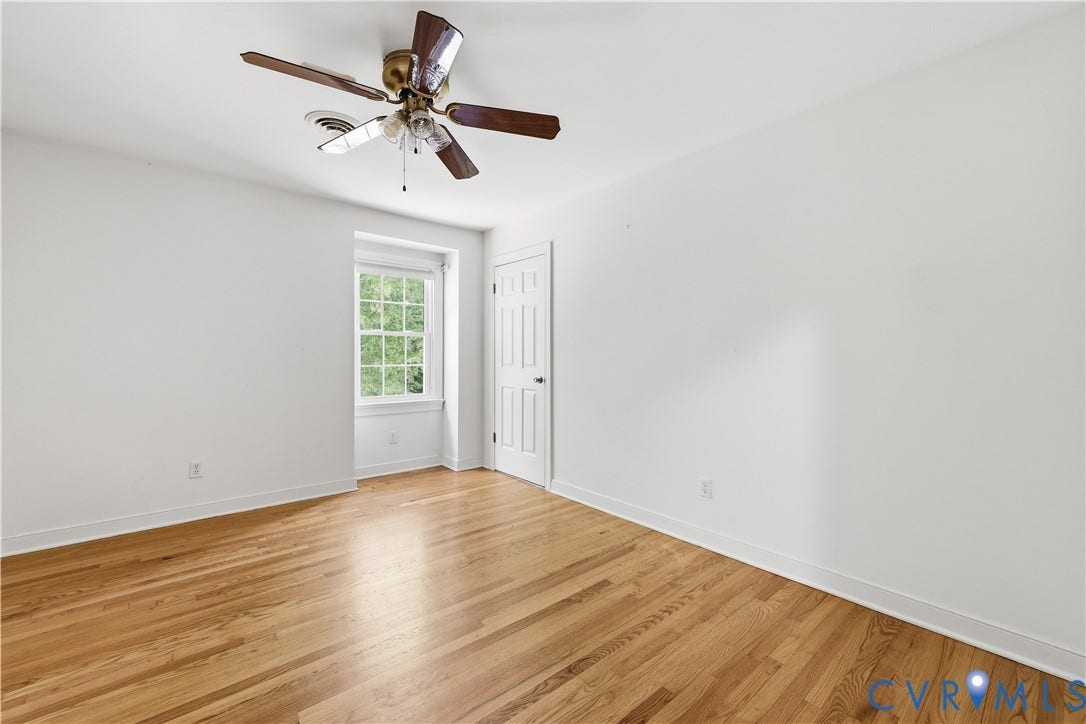 1610 Reams Road, Powhatan, VA 23139 Over Detached Garage Apartment. Open concept Living room and Kitchen