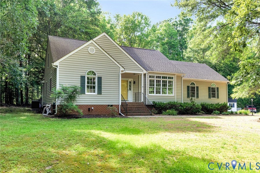 Property photo for 6009 Studley Woods Drive, Hanover, VA