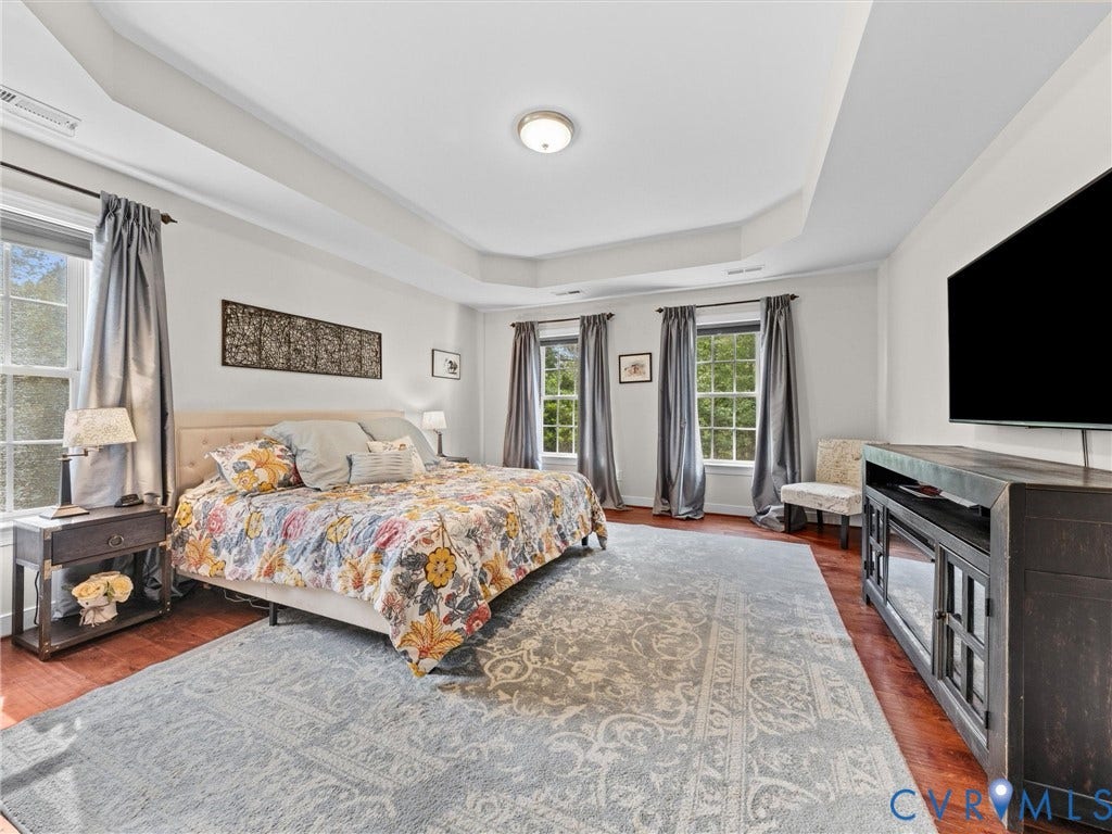 Has 2 walk-in closets, hardwood floor