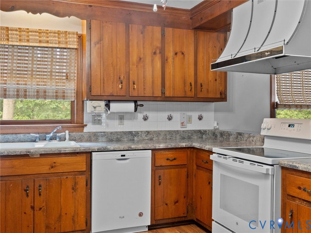 3324 Ludgate Road, Chester, VA 23831 3324 Ludgate Road, Chester, VA 23831