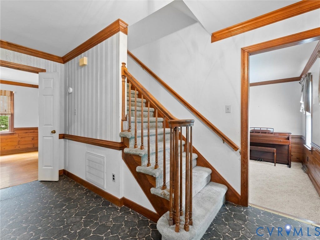 3324 Ludgate Road, Chester, VA 23831 3324 Ludgate Road, Chester, VA 23831