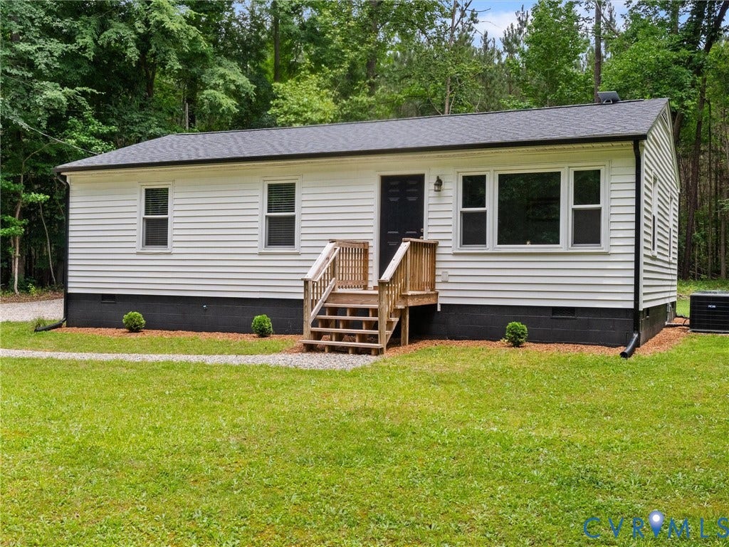 2010 Ridge Road, Powhatan, VA 23139