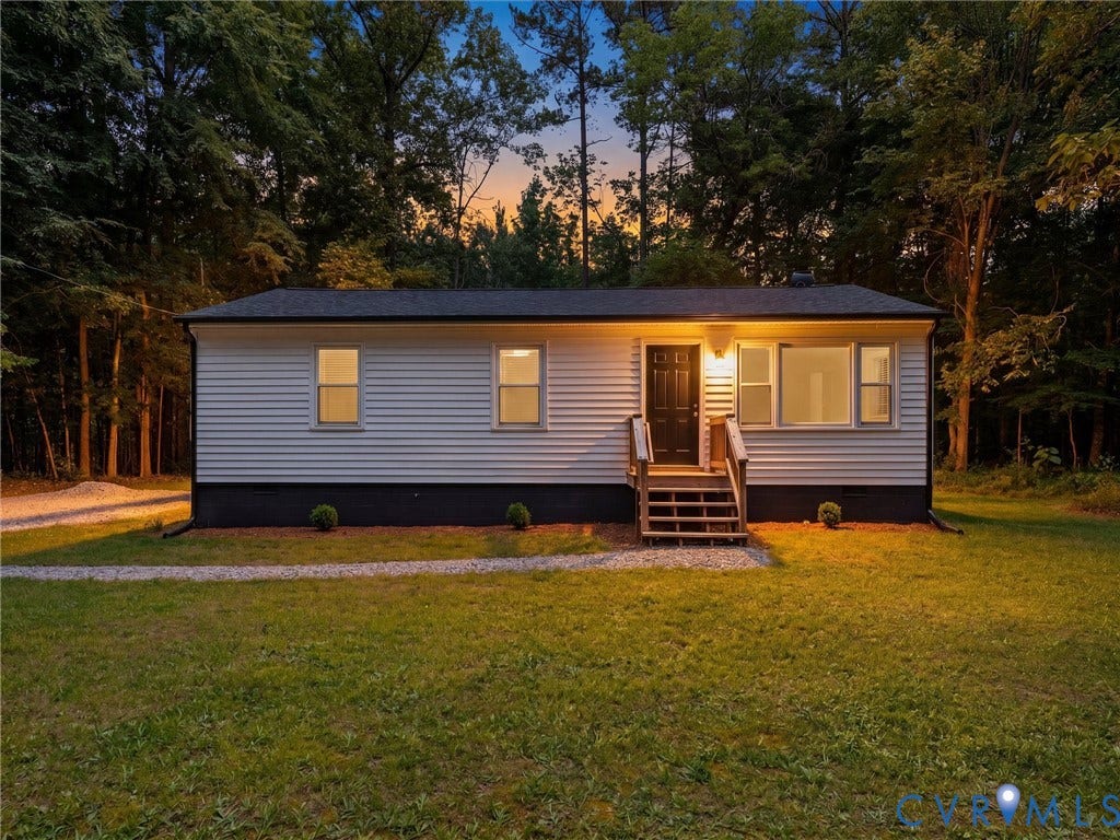 2010 Ridge Road, Powhatan, VA 23139