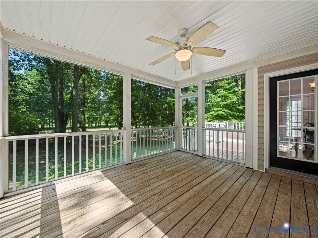 SCREENED PORCH