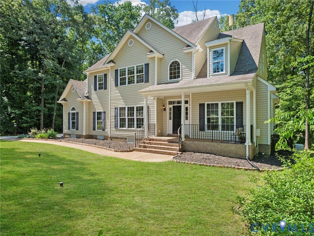 3 STORIES OF PREMIER LIVING! LOCATION, PRIVACY, AMMENITIES, CHARACATER AND CHARM ARE ALL HERE AND SO MUCH MORE!