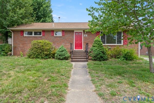 Property photo for 102 Verbov Avenue, Colonial Heights, VA