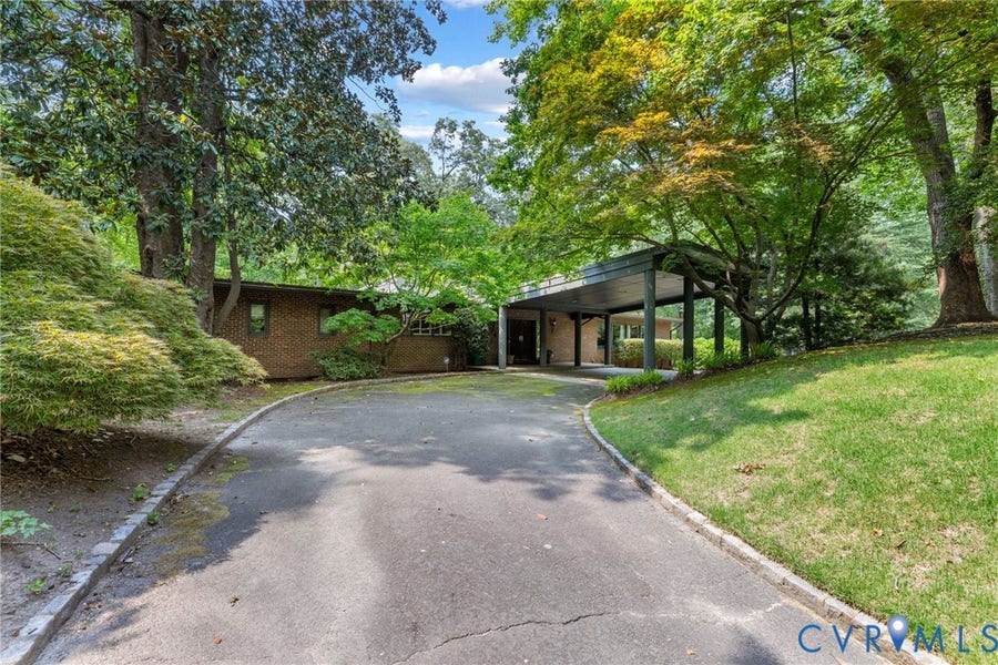Property photo for 314 Berwickshire Drive, Henrico, VA