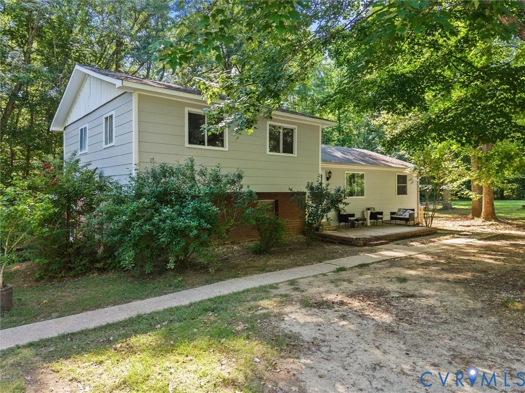 2305 Mosby Road, Powhatan, VA 23139 2305 Mosby Rd- situated on 2.15 acres in Powhatan
