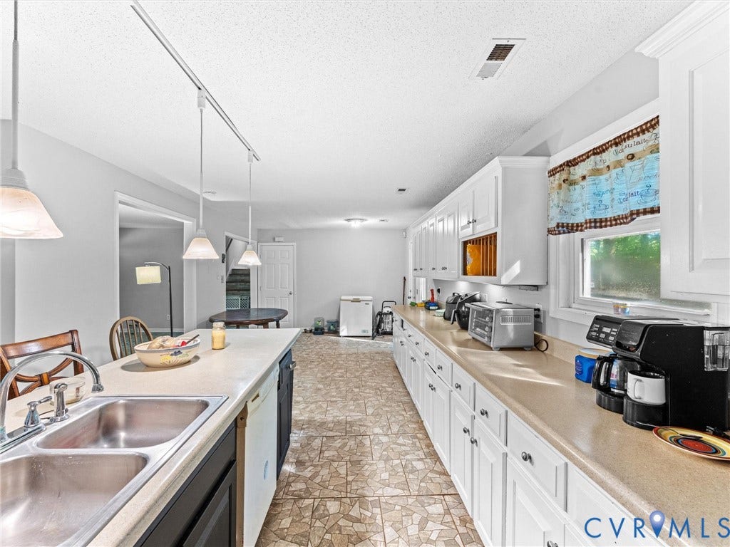 2305 Mosby Road, Powhatan, VA 23139 2305 Mosby Road, Powhatan, VA 23139