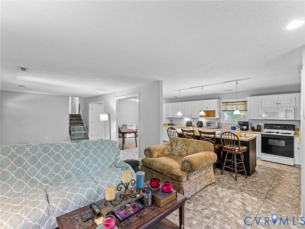 2305 Mosby Road, Powhatan, VA 23139 2305 Mosby Road, Powhatan, VA 23139