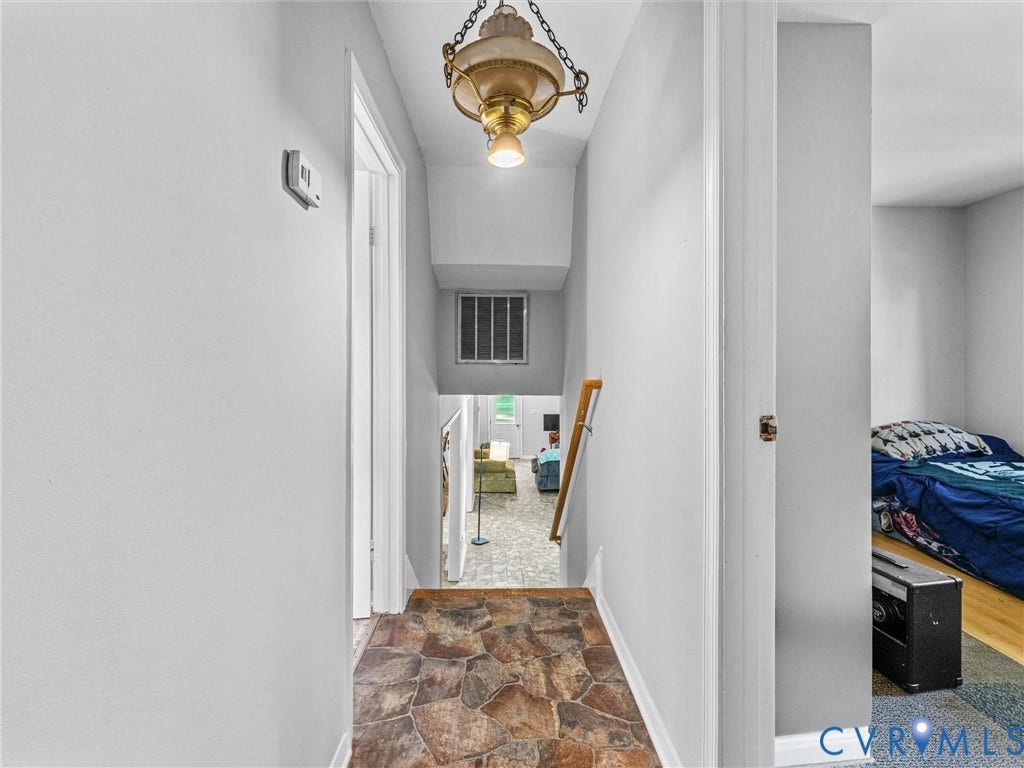 2305 Mosby Road, Powhatan, VA 23139 hallway