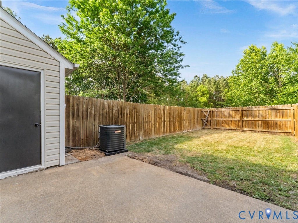 2280 High Bush Circle, Glen Allen, VA 23060 2280 High Bush Circle, Glen Allen, VA 23060