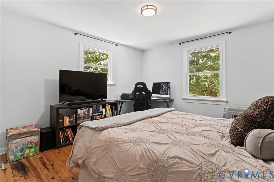 2448 Mountain View Road, Powhatan, VA 23139 Bedroom 2 with pine wood floors