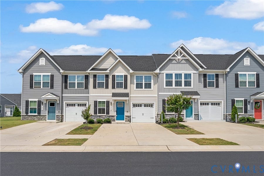 Property photo for 7213 Lyon Taylor Lane, New Kent, VA