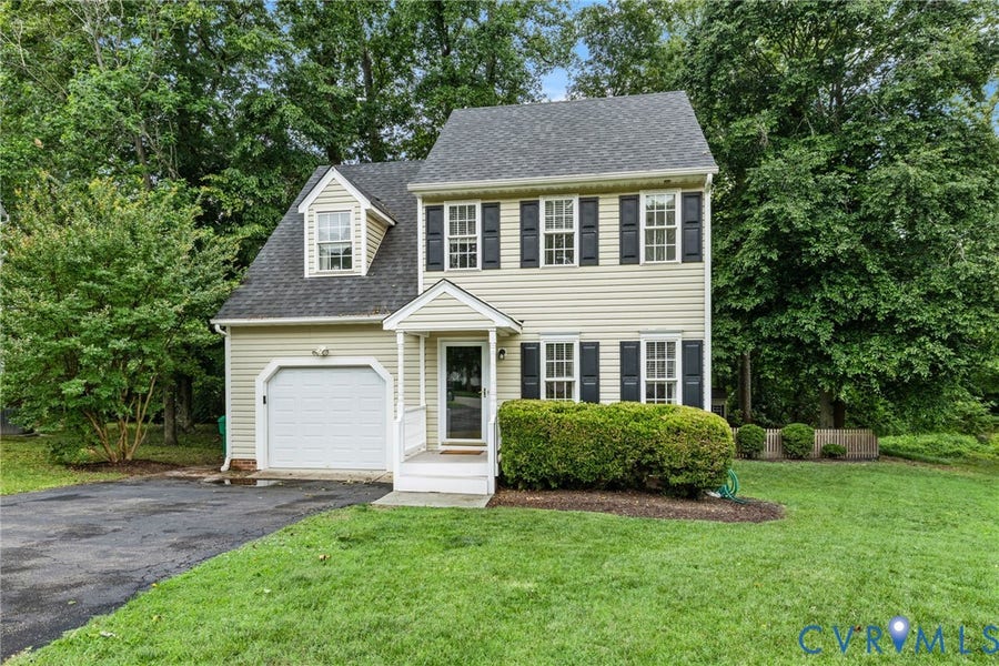 Property photo for 10169 Grand Oaks Drive, Richmond, VA
