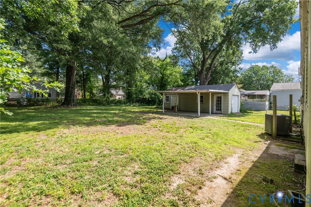 2740 Brampton Way, North Chesterfield, VA 23234 Fenced in back yard; side view of garage