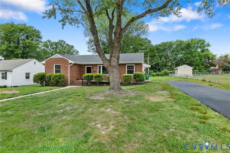 Property photo for 7712 Antionette Drive, Richmond, VA