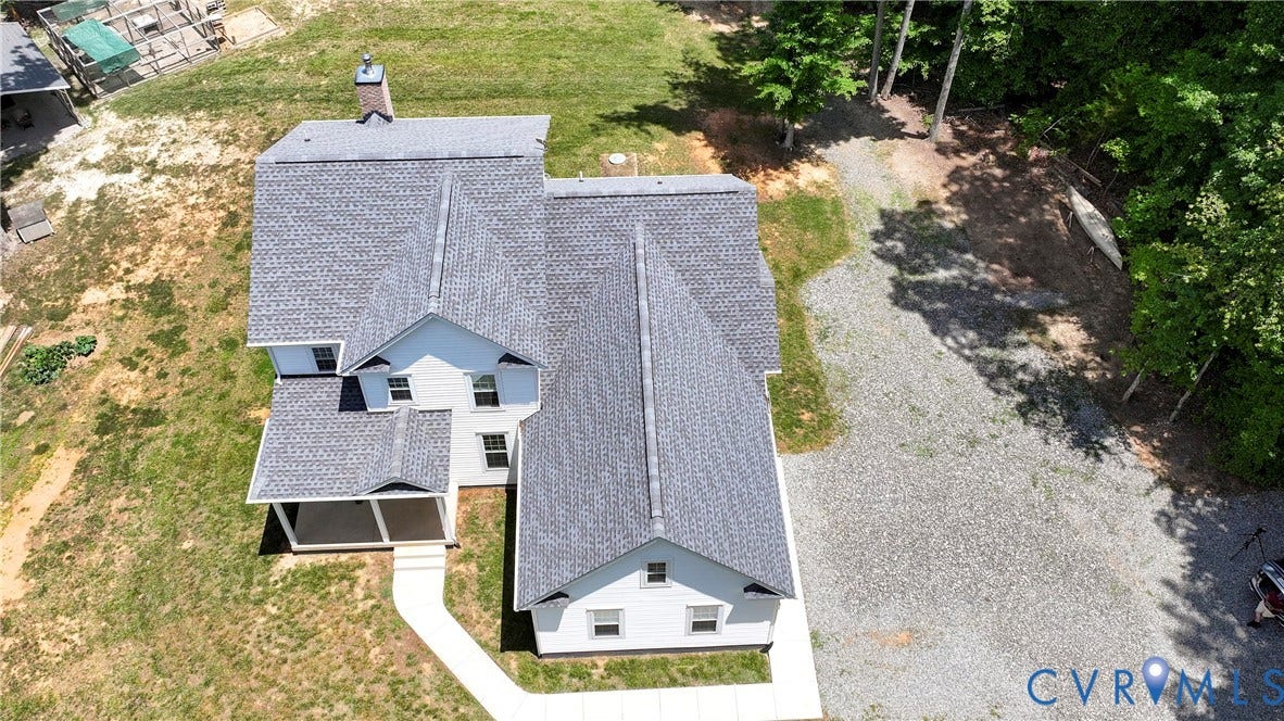 4528 E Old Mountain Road, Louisa, VA 23093