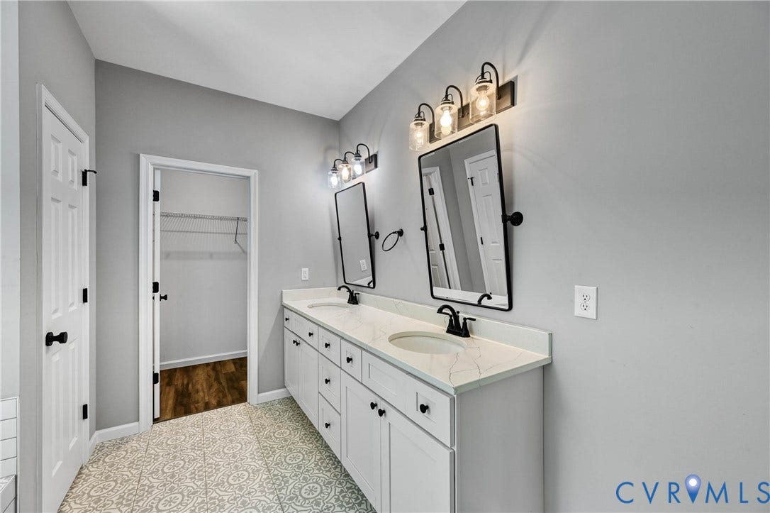 4528 E Old Mountain Road, Louisa, VA 23093