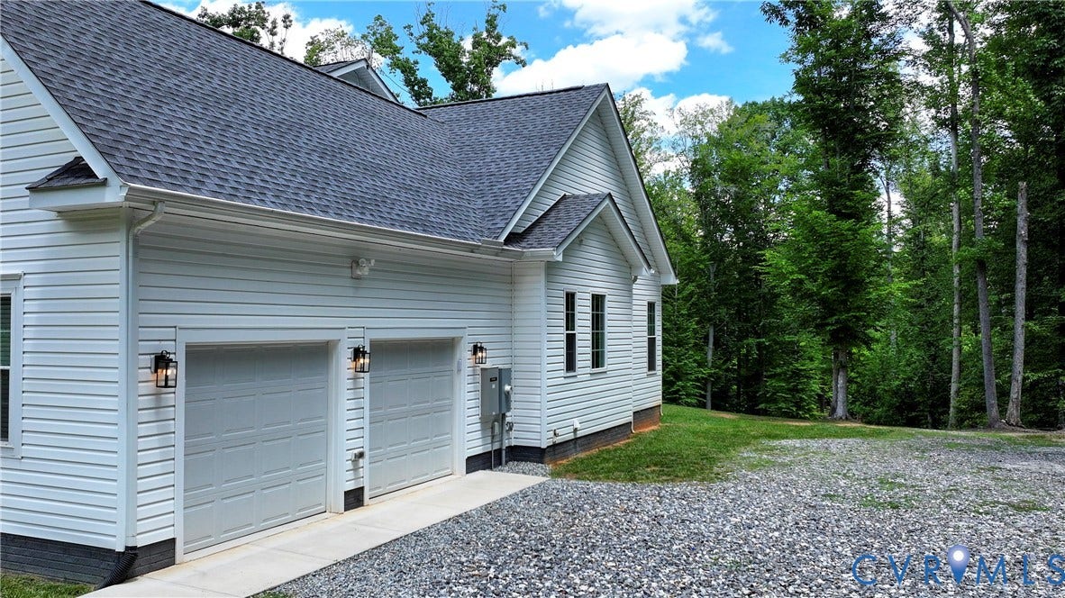 4528 E Old Mountain Road, Louisa, VA 23093